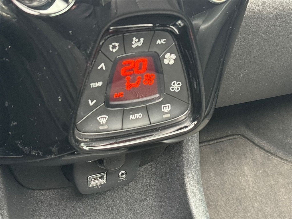 Toyota Aygo 1,0 VVT-I X-Style + DAB+ 72HK 5d - Image 21