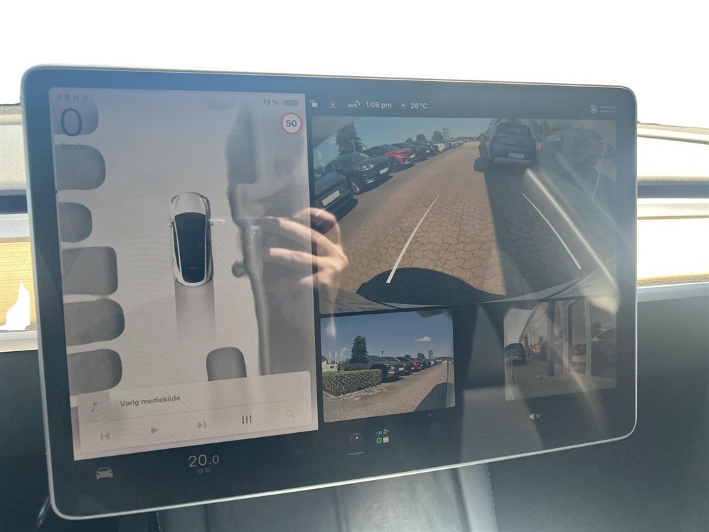 Tesla Model Y EL Long Range AWD 514HK 5d Aut. - Image 12