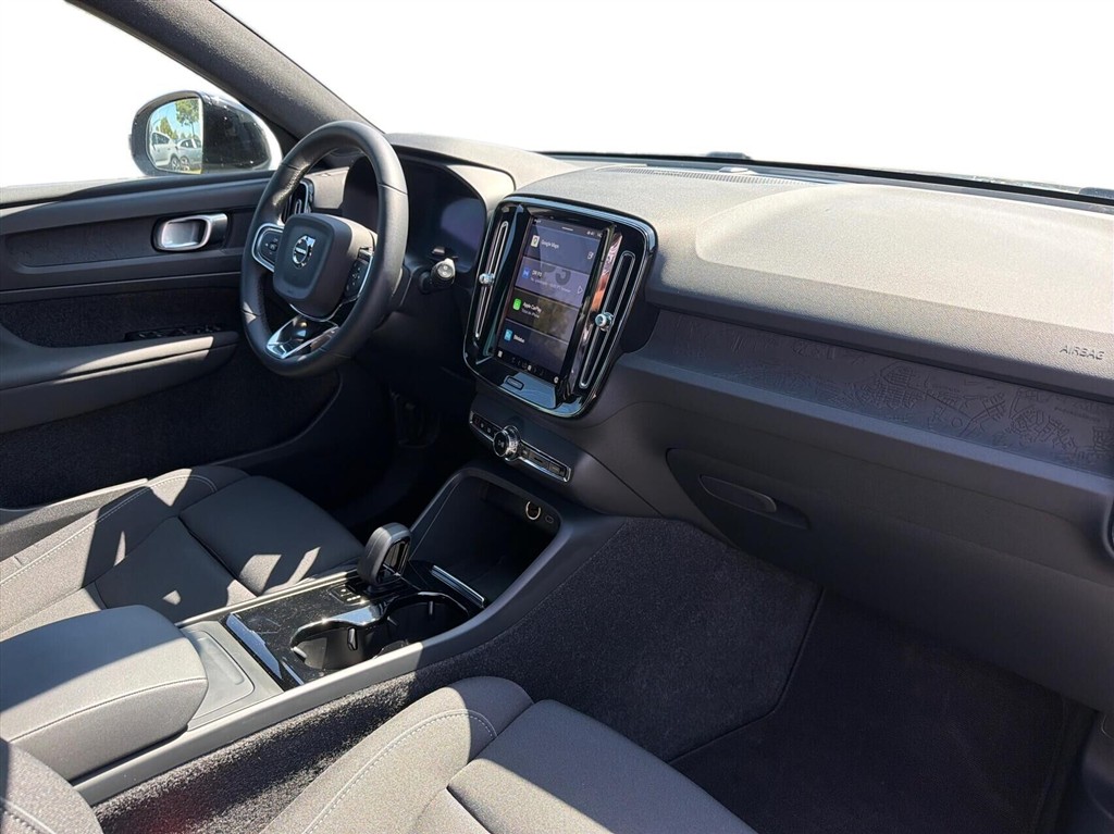 Volvo XC40 P6 Recharge Plus 231HK 5d Aut. - Image 6