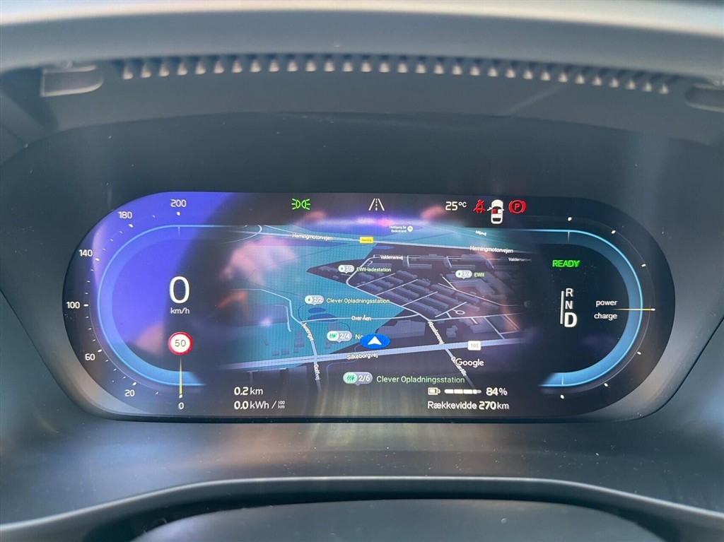 Volvo XC40 P6 Recharge Plus 231HK 5d Aut. - Image 13