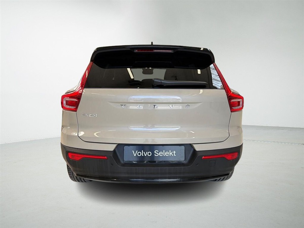 Volvo EX40 Single Motor Extended Range Plus 252HK 5d Aut. - Image 8