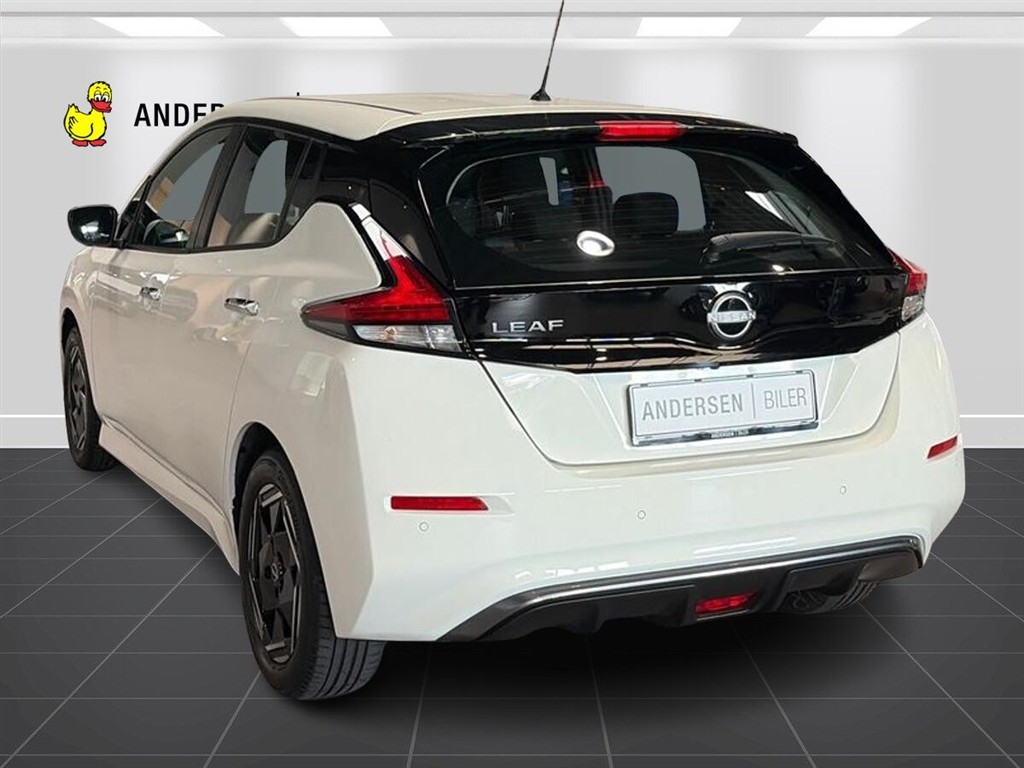 Nissan Leaf EL Acenta 39 kWh 150HK 5d Aut. - Image 7