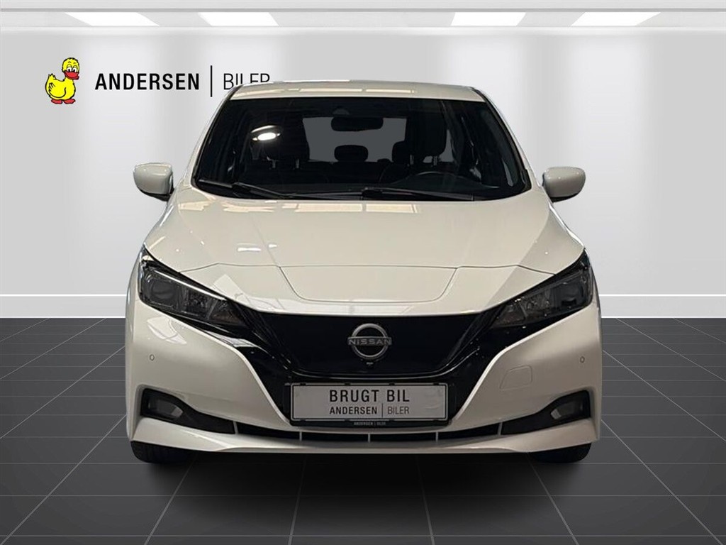 Nissan Leaf EL Acenta 39 kWh 150HK 5d Aut. - Image 2