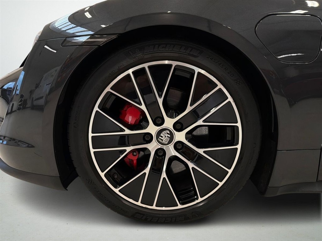 Porsche Taycan 4S EL 4x4 435HK 4d Aut. - Image 8