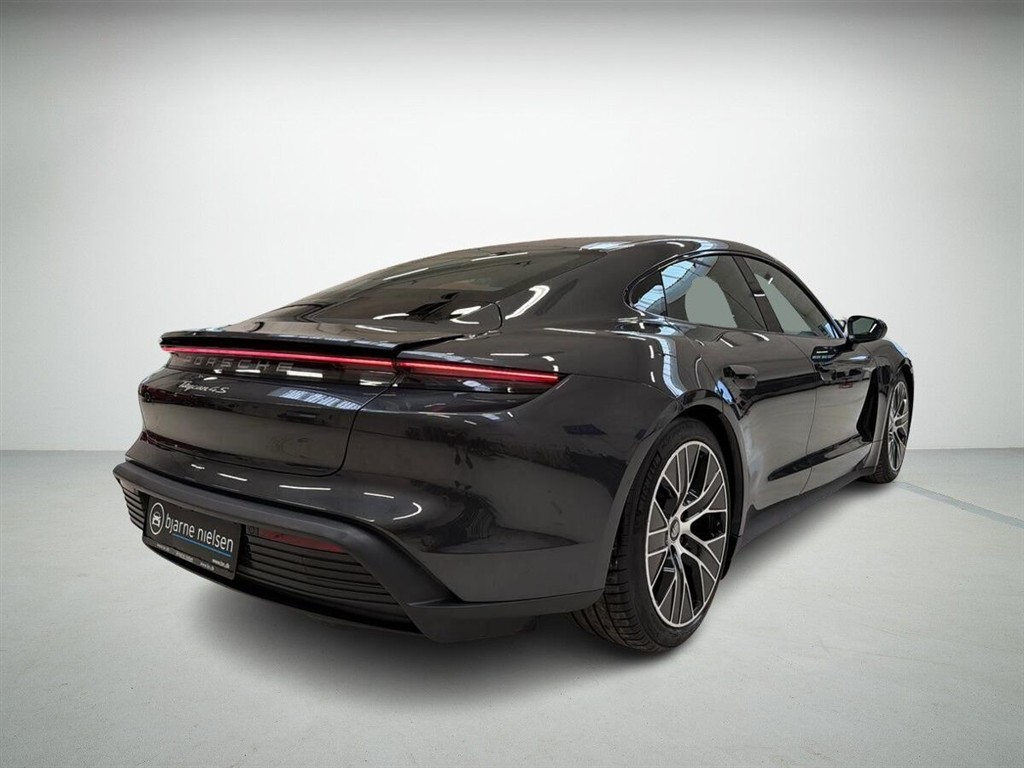 Porsche Taycan 4S EL 4x4 435HK 4d Aut. - Image 2