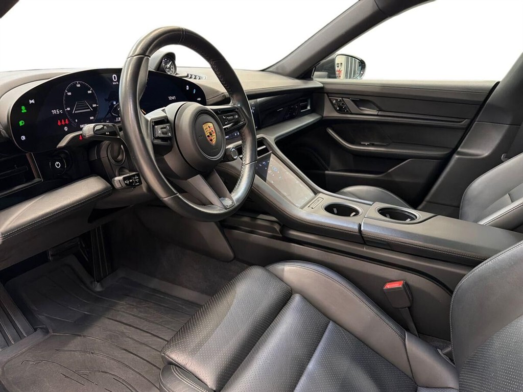Porsche Taycan 4S EL 4x4 435HK 4d Aut. - Image 3