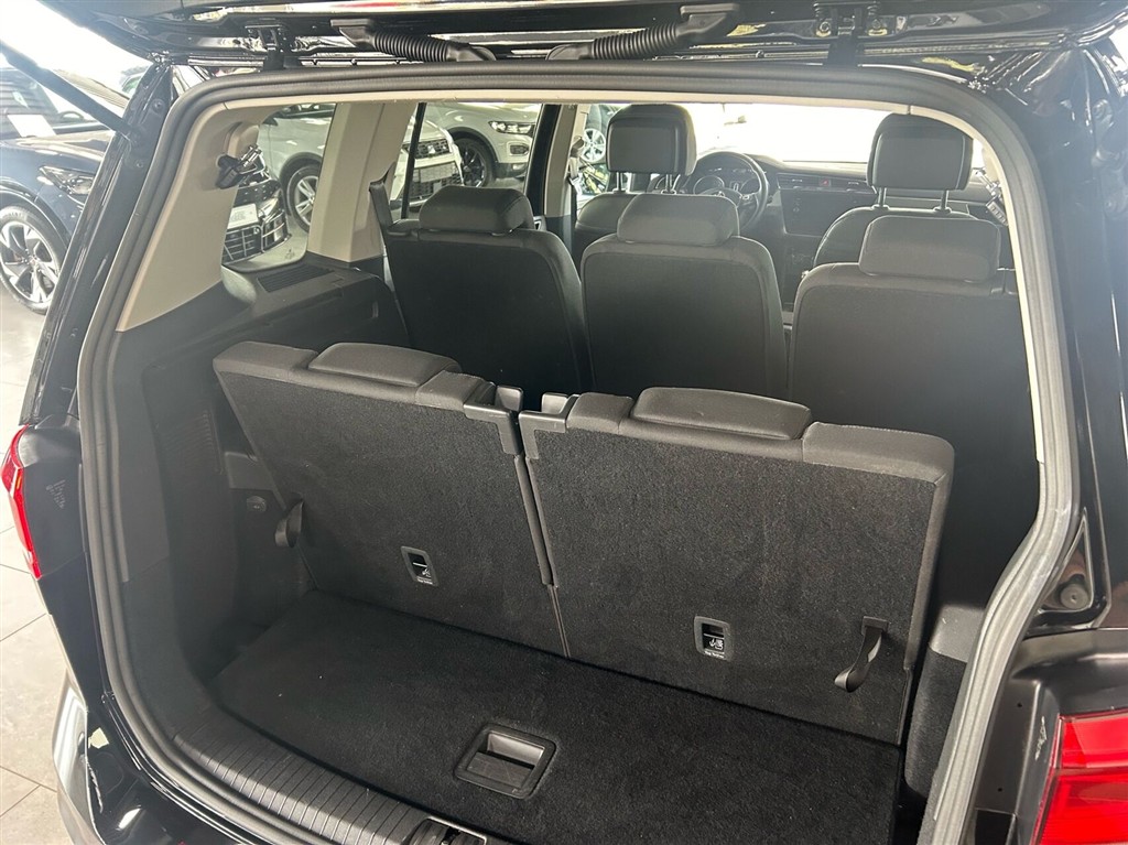 VW Touran 1,5 TSI EVO ACT Comfortline Family DSG 150HK 7g Aut. - Image 6