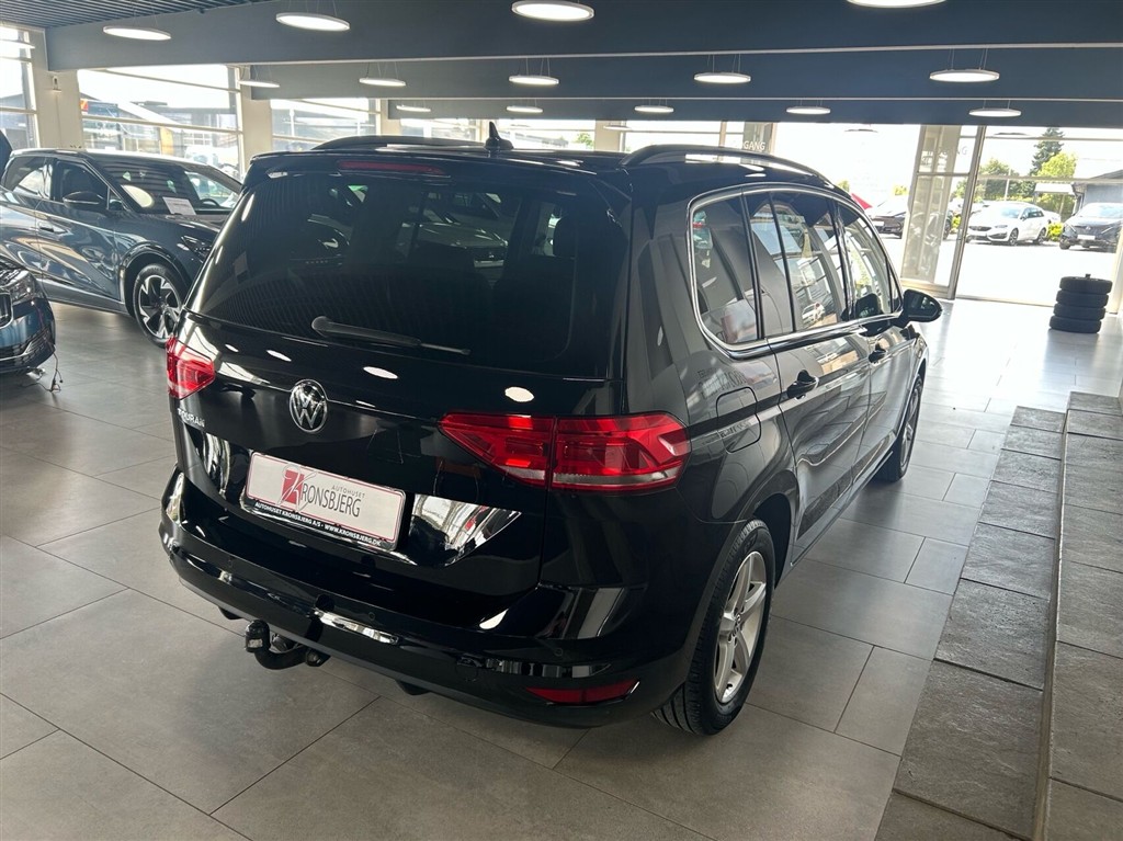 VW Touran 1,5 TSI EVO ACT Comfortline Family DSG 150HK 7g Aut. - Image 3