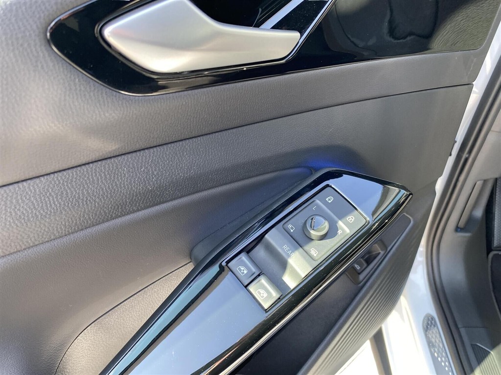 VW ID.4 EL GTX 4Motion 299HK 5d Aut. - Image 9