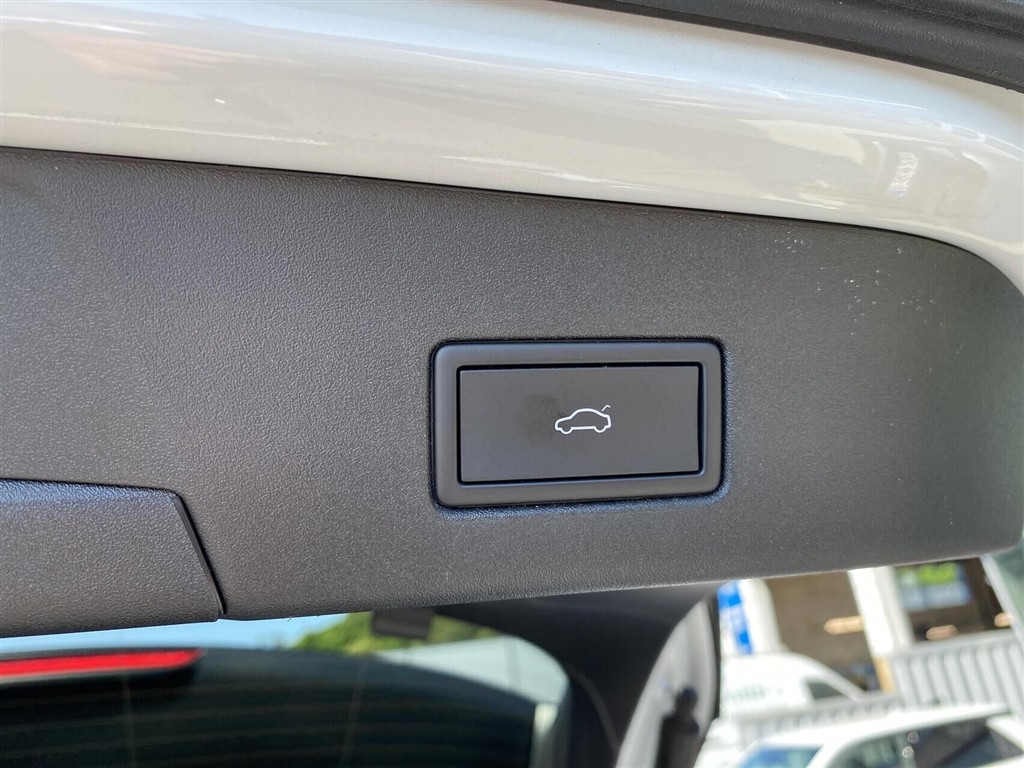 VW ID.4 EL GTX 4Motion 299HK 5d Aut. - Image 22