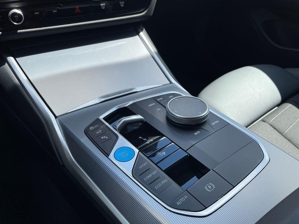 BMW i4 eDrive35 Gran Coupé EL Charged Plus 286HK 5d Aut. - Image 22