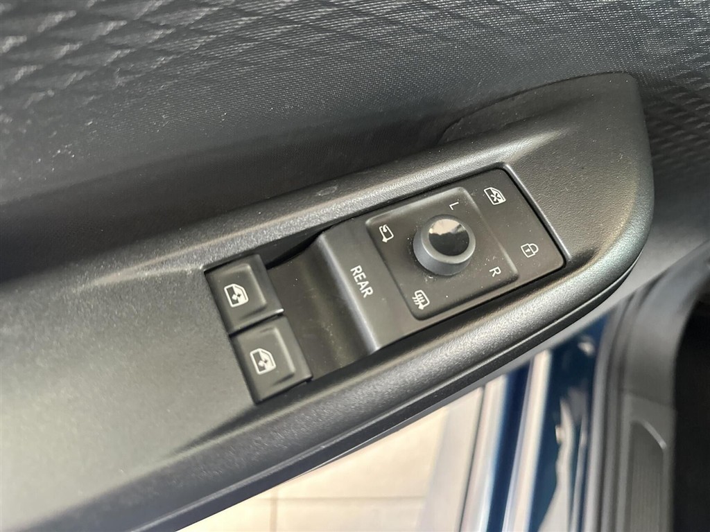 Cupra Born EL Dinamica Pack High 204HK 5d Aut. - Image 10