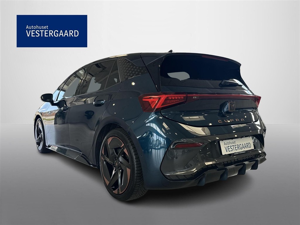 Cupra Born EL Dinamica Pack High 204HK 5d Aut. - Image 3