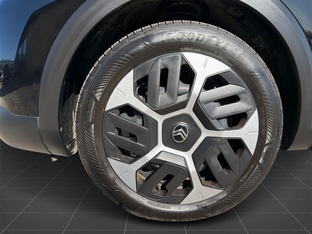 Citroën e-C4 X EL Plus 156HK 5d Aut. - Image 6