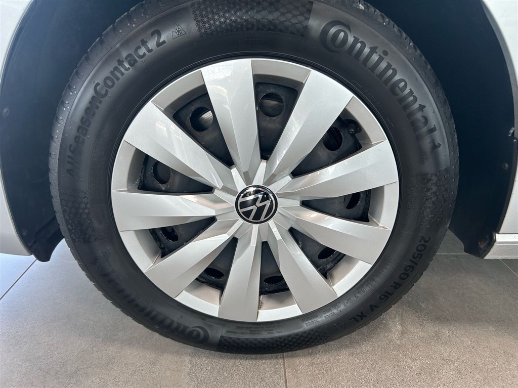 VW Touran 1,4 TSI BMT Comfortline DSG 150HK 7g Aut. - Image 9