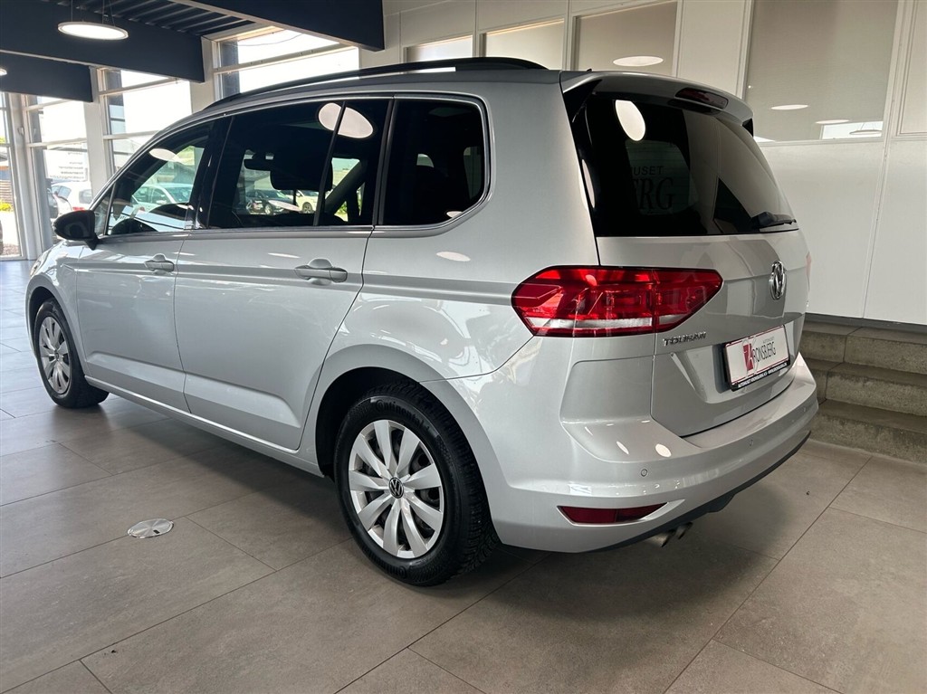 VW Touran 1,4 TSI BMT Comfortline DSG 150HK 7g Aut. - Image 2