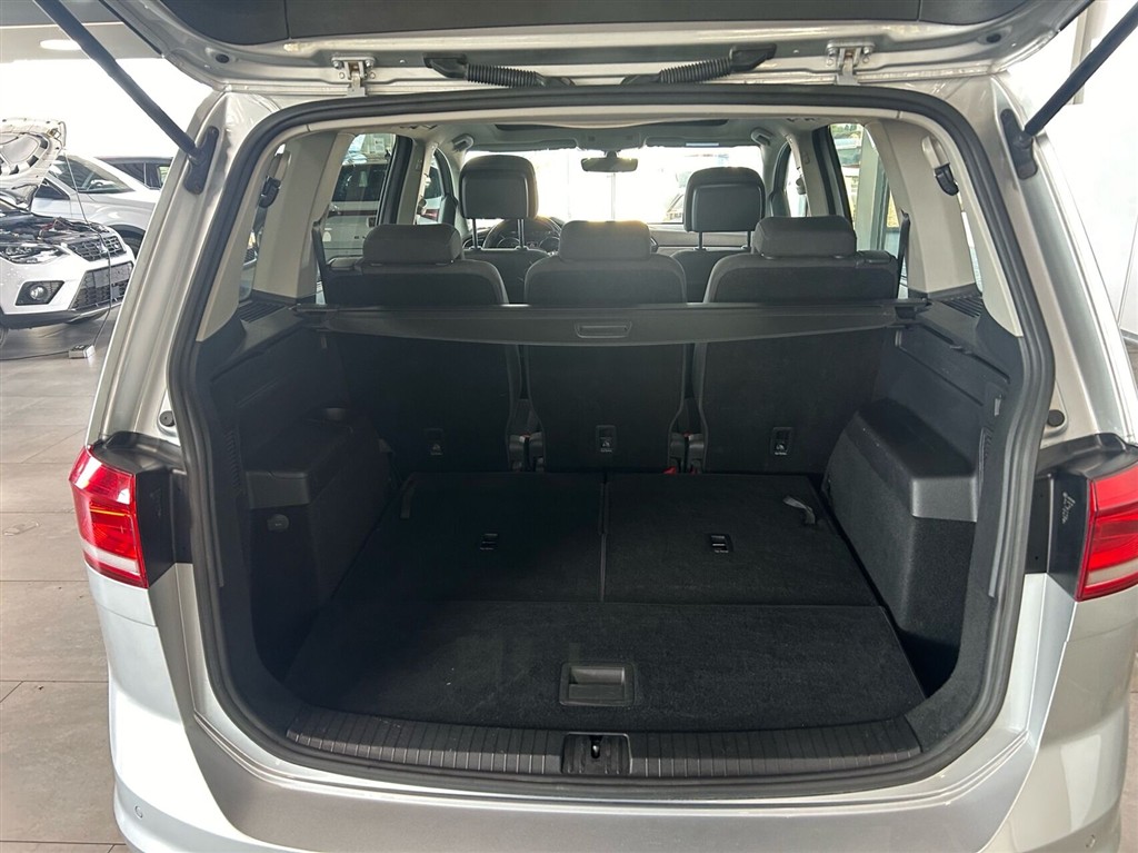VW Touran 1,4 TSI BMT Comfortline DSG 150HK 7g Aut. - Image 4