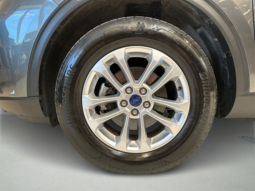 Ford Kuga 2,5 Plugin-hybrid Titanium X CVT 225HK 5d Trinl. Gear - Image 8