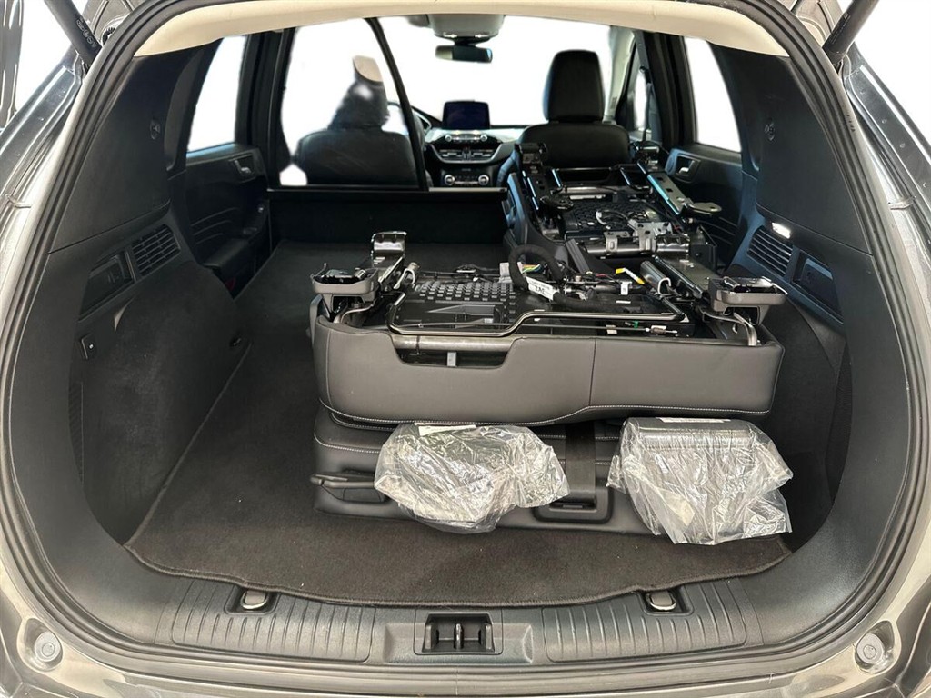 Ford Kuga 2,5 Plugin-hybrid Titanium X CVT 225HK 5d Trinl. Gear - Image 13