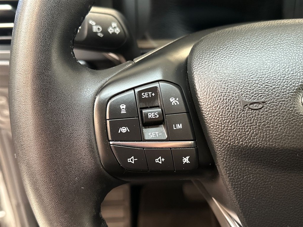 Ford Kuga 2,5 Plugin-hybrid Titanium X CVT 225HK 5d Trinl. Gear - Image 17
