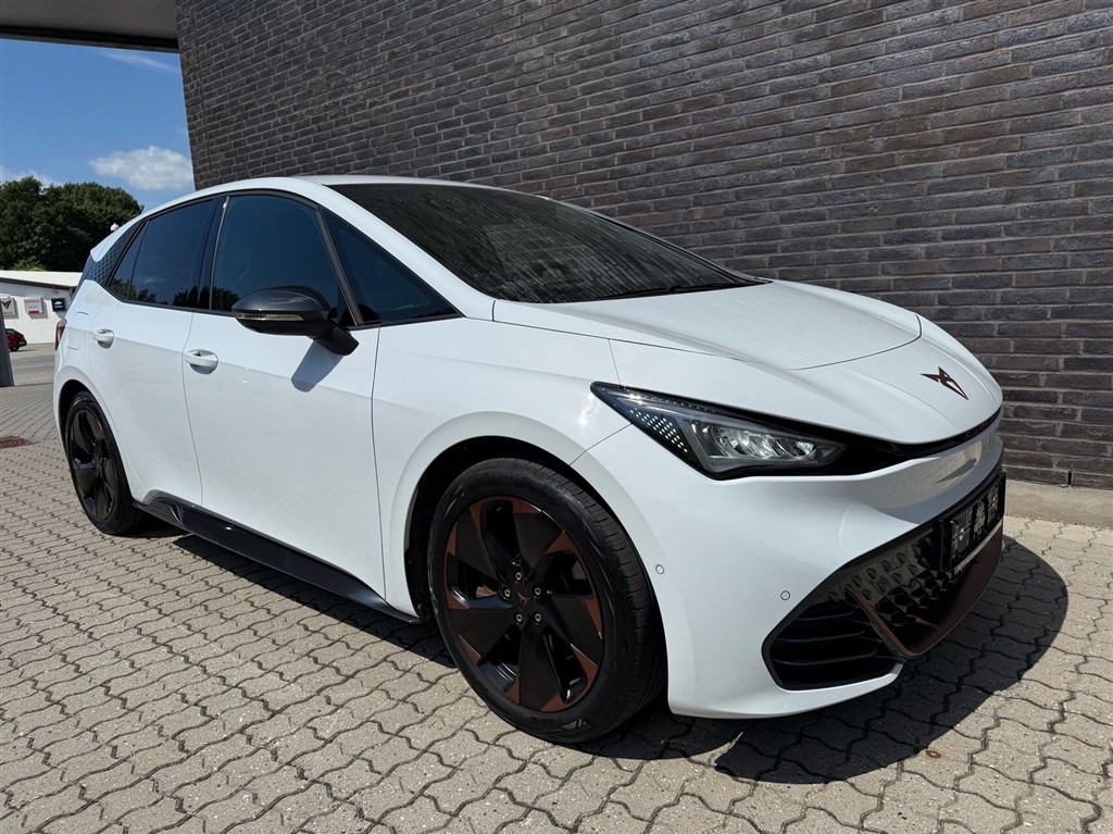 Cupra Born EL e-Boost 231HK 5d Aut.