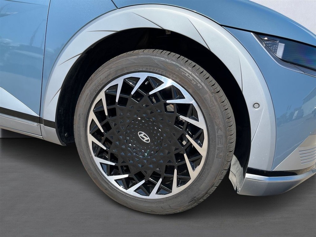 Hyundai Ioniq 5 Electric 72,6 kWh Ultimate 218HK 5d Aut. - Image 9