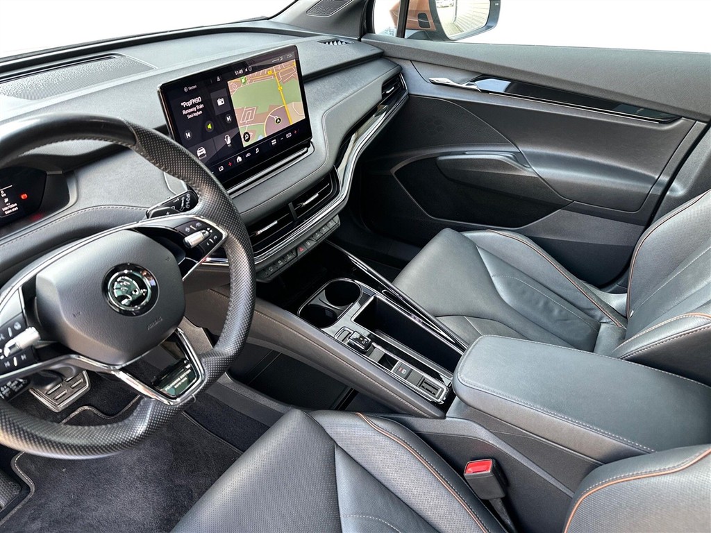 Skoda Enyaq 80X iV Founders Edition 4x4 265HK 5d Aut. - Image 6