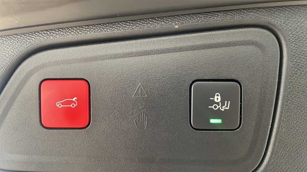 Peugeot 3008 1,6 PureTech Plugin-hybrid Allure Pack EAT8 225HK 5d 8g Aut. - Image 9