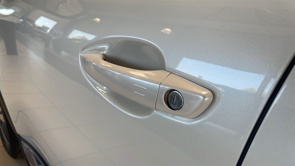 Peugeot 3008 1,6 PureTech Plugin-hybrid Allure Pack EAT8 225HK 5d 8g Aut. - Image 10