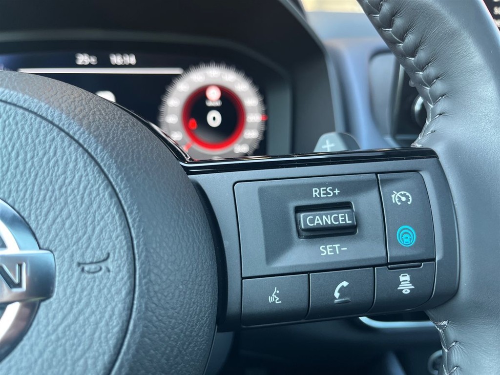 Nissan Qashqai 1,3 MHEV Mild hybrid Tekna+ X-Tronic 158HK 5d 7g Aut. - Image 17