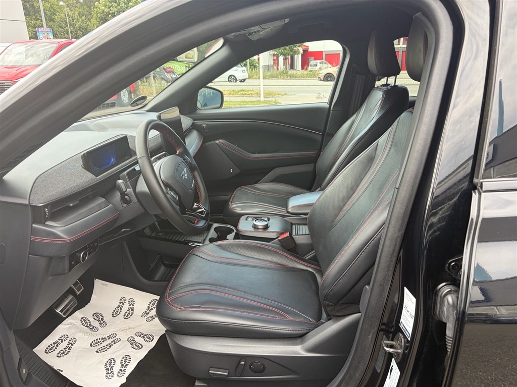 Ford Mustang Mach-E EL UR Premium 294HK 5d Aut. - Image 11
