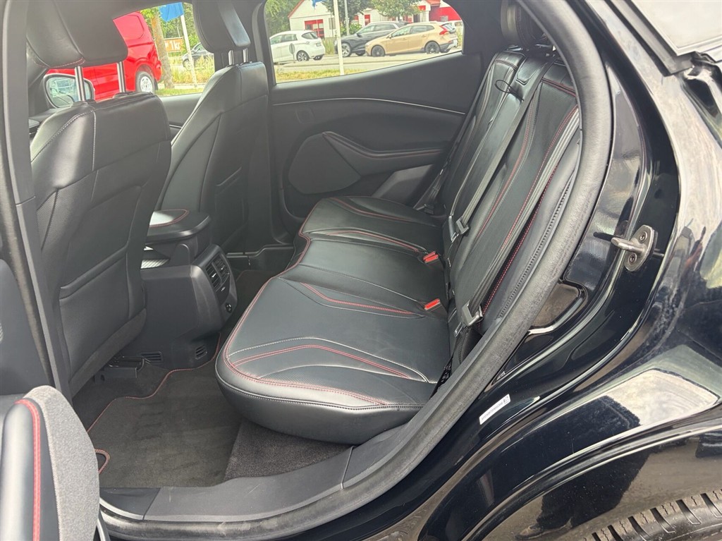 Ford Mustang Mach-E EL UR Premium 294HK 5d Aut. - Image 12