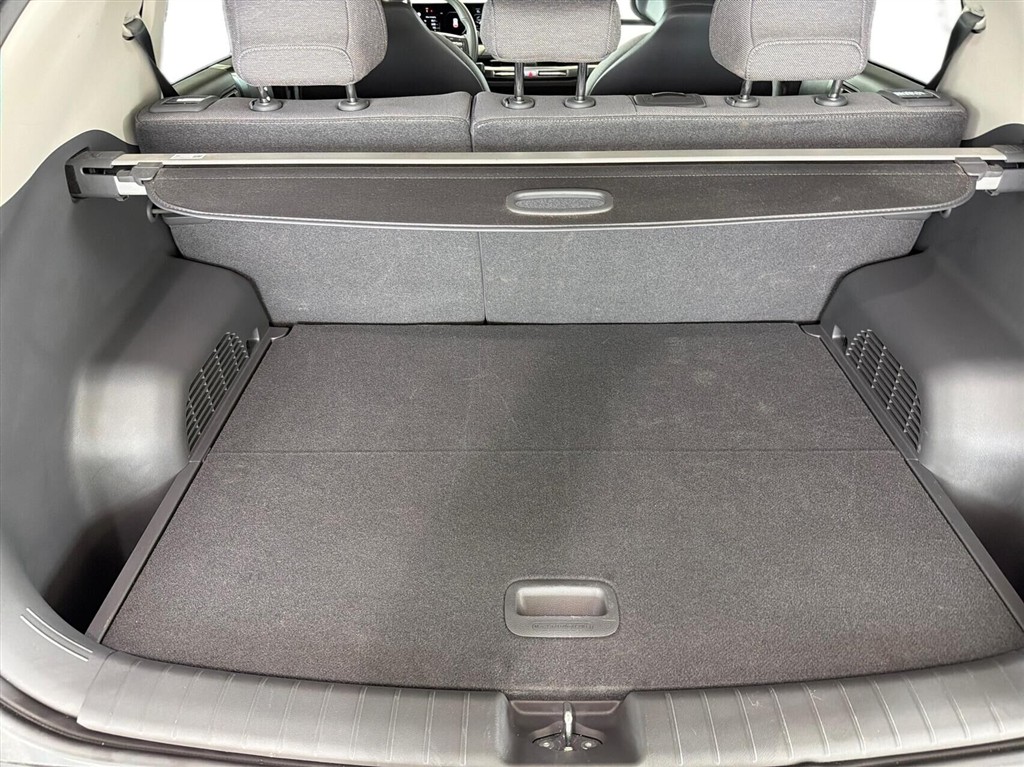 Kia EV3 Long Range Prestige 204HK 5d Aut. - Image 13