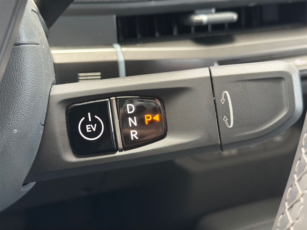 Kia EV3 Long Range Prestige 204HK 5d Aut. - Image 15