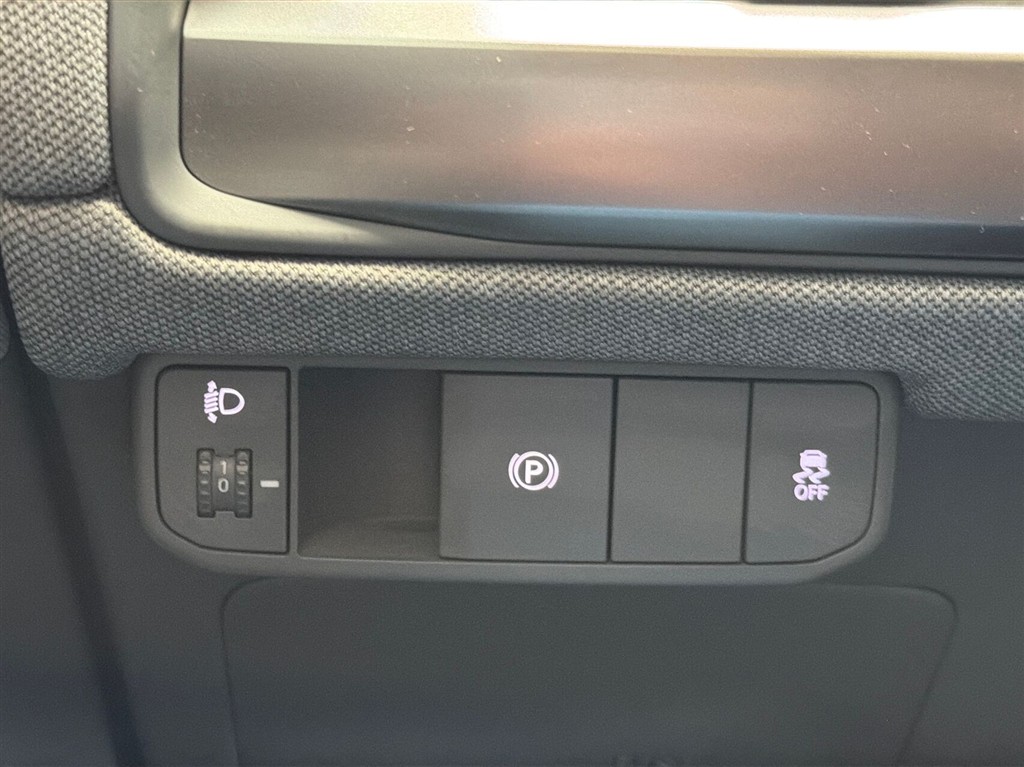 Kia EV3 Long Range Prestige 204HK 5d Aut. - Image 20