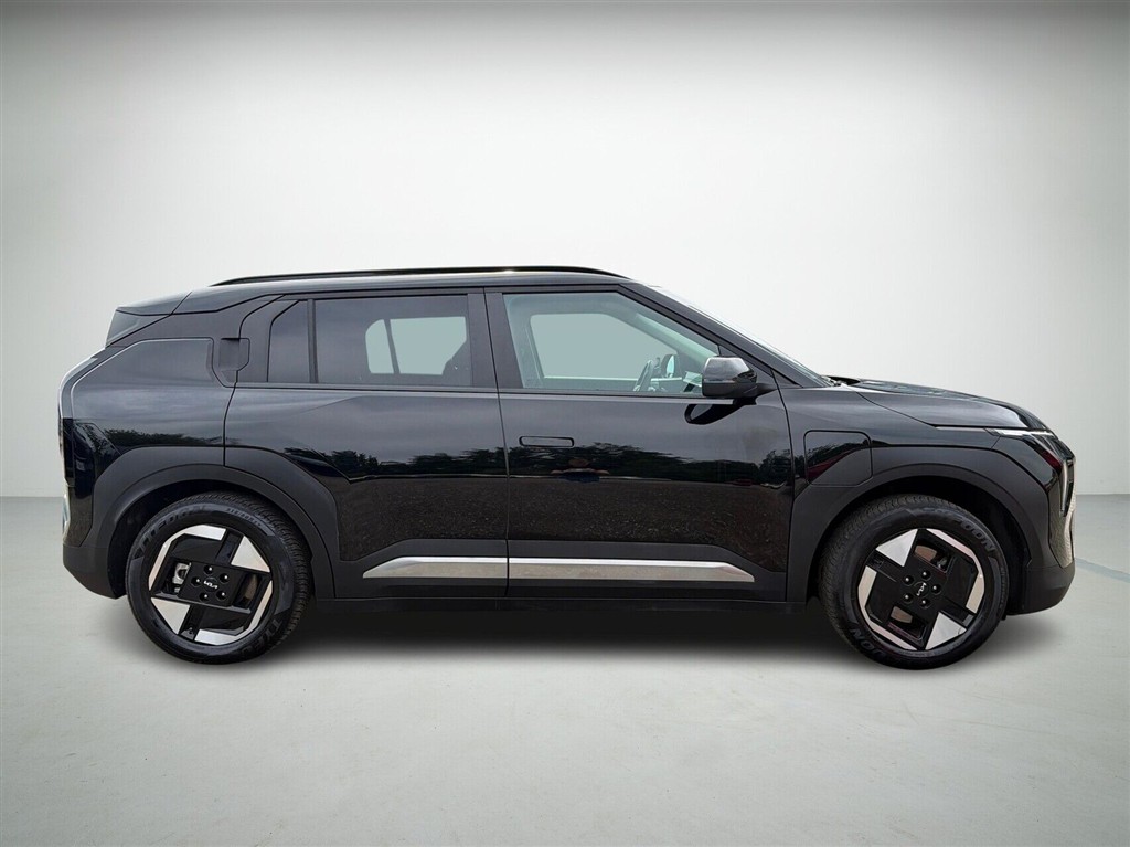 Kia EV3 Long Range Prestige 204HK 5d Aut. - Image 5