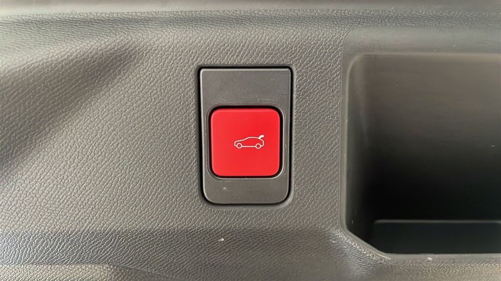 Peugeot e-5008 EL GT 210HK 5d Aut. - Image 11