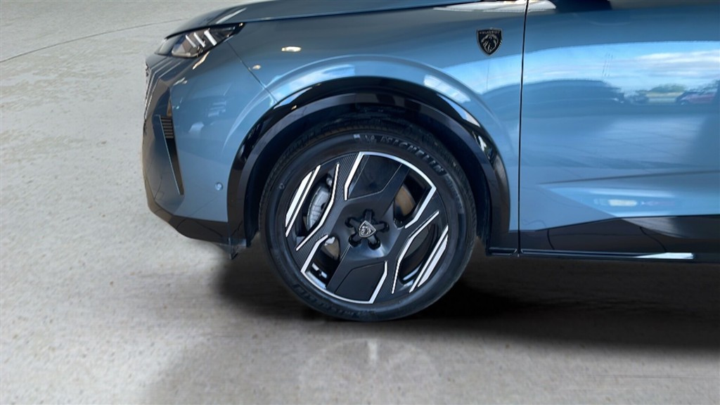 Peugeot e-5008 EL GT 210HK 5d Aut. - Image 4