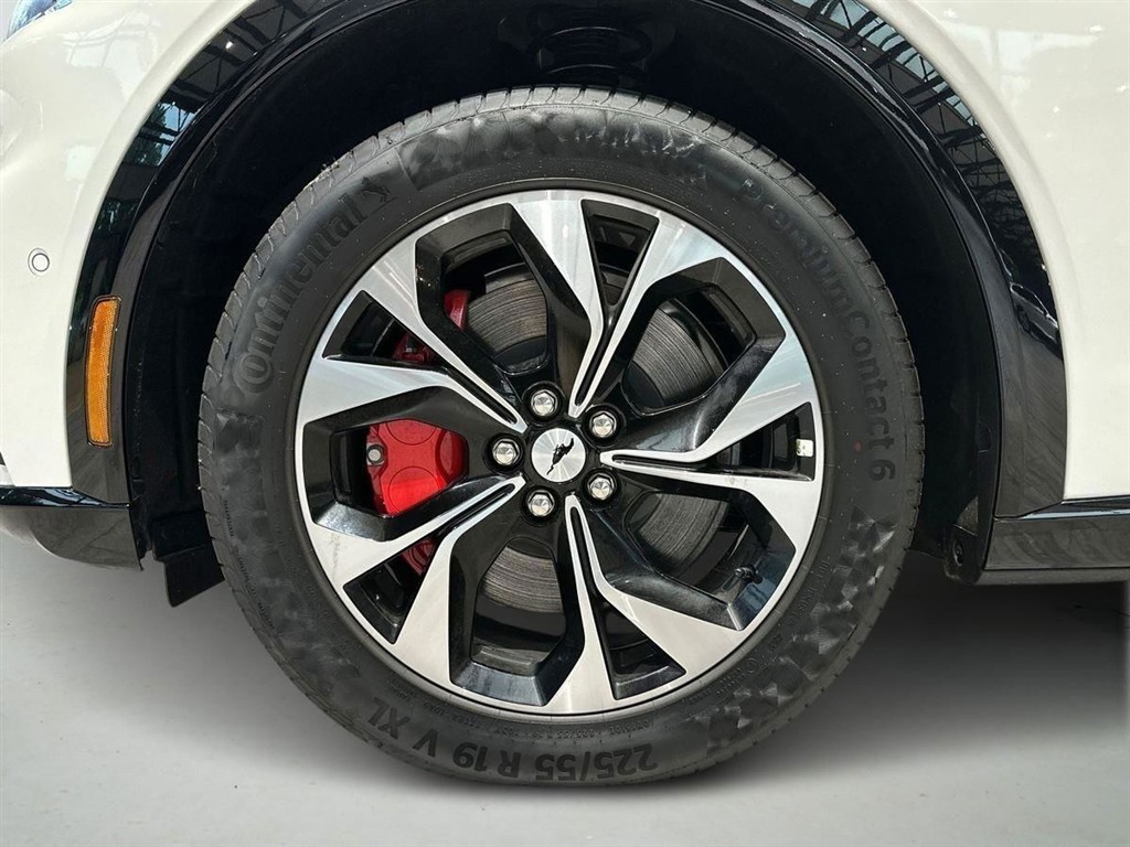 Ford Mustang Mach-E EL UR Premium 294HK 5d Aut. - Image 6
