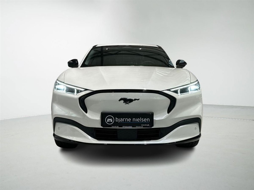 Ford Mustang Mach-E EL UR Premium 294HK 5d Aut. - Image 4