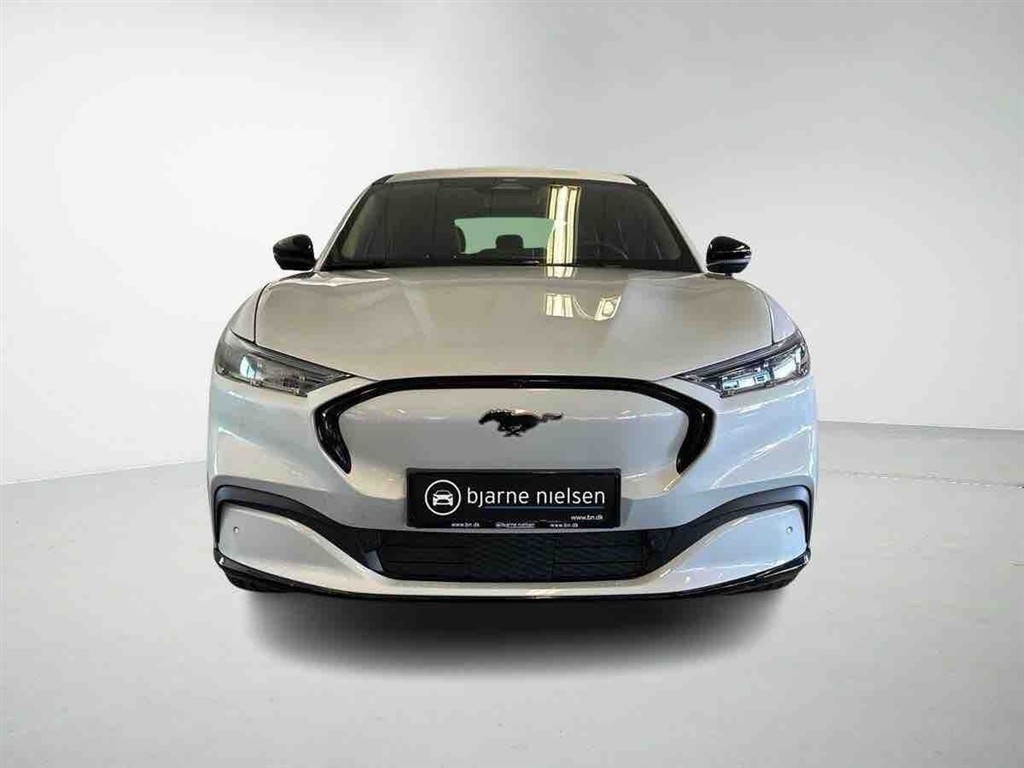 Ford Mustang Mach-E EL UR Premium 294HK 5d Aut. - Image 4