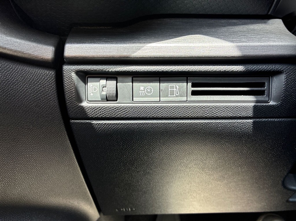Citroën C5 X 1,6 Plugin-hybrid Concorde Premiere Pack 225HK 5d 8g Aut. - Image 20