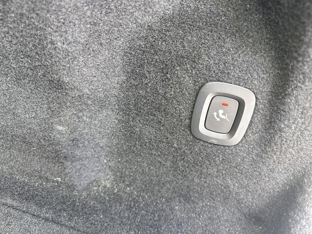 Volvo XC60 2,0 B4 Inscription 197HK 5d 8g Aut. - Image 21