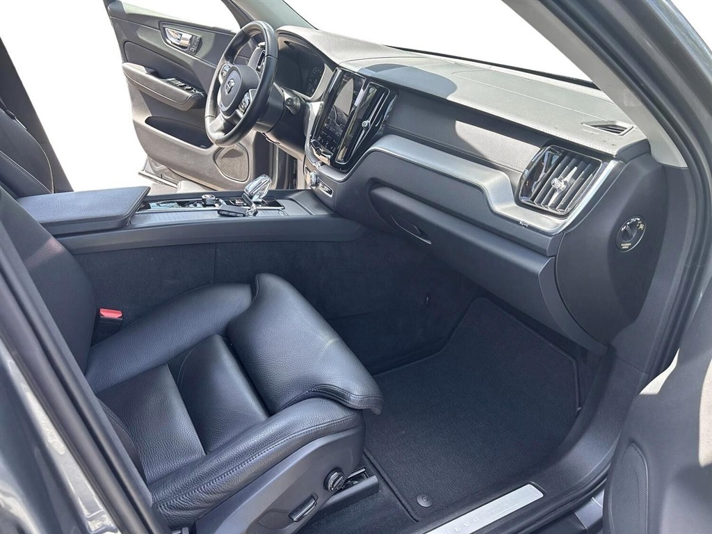 Volvo XC60 2,0 B4 Inscription 197HK 5d 8g Aut. - Image 22