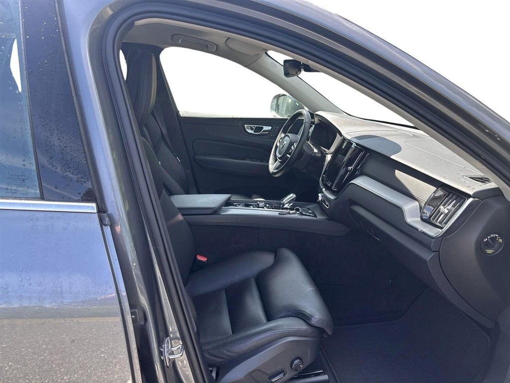 Volvo XC60 2,0 B4 Inscription 197HK 5d 8g Aut. - Image 5