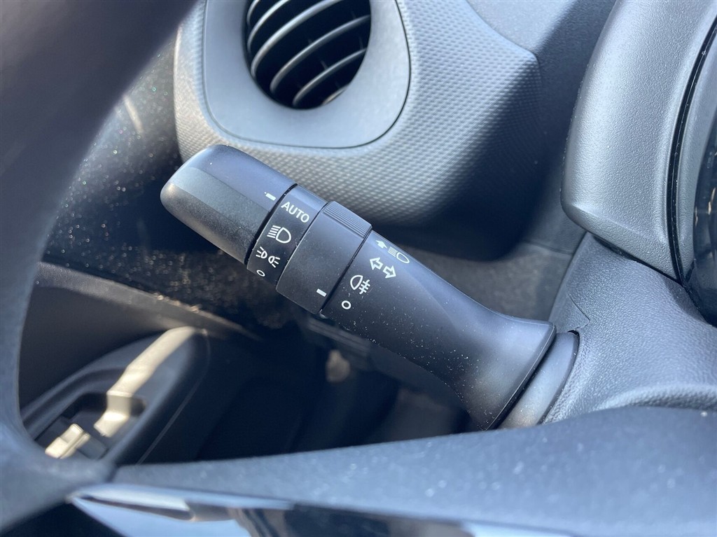 Citroën C1 1,0 VTi Shine 72HK 5d - Image 19