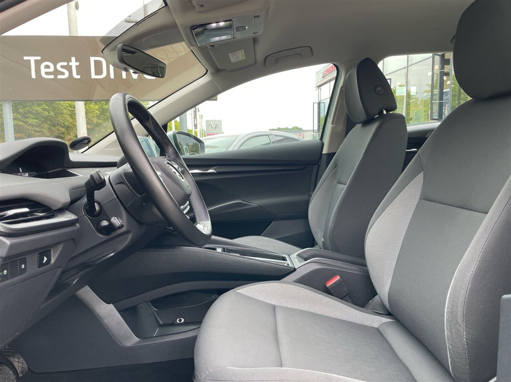 Skoda Enyaq 50 iV 148HK 5d Aut. - Image 5