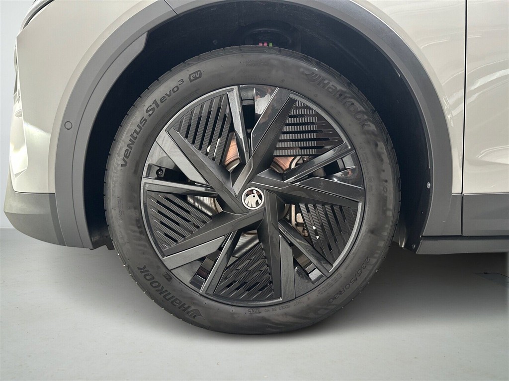 Skoda Elroq EL RS 4x4 340HK 5d Aut. - Image 9