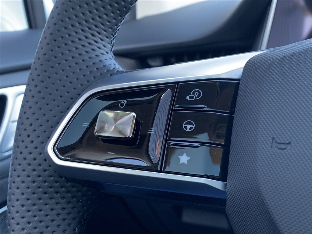 MG MGS6 Electric 77 kWh LR RWD Luxury 245HK 5d Aut. - Image 21