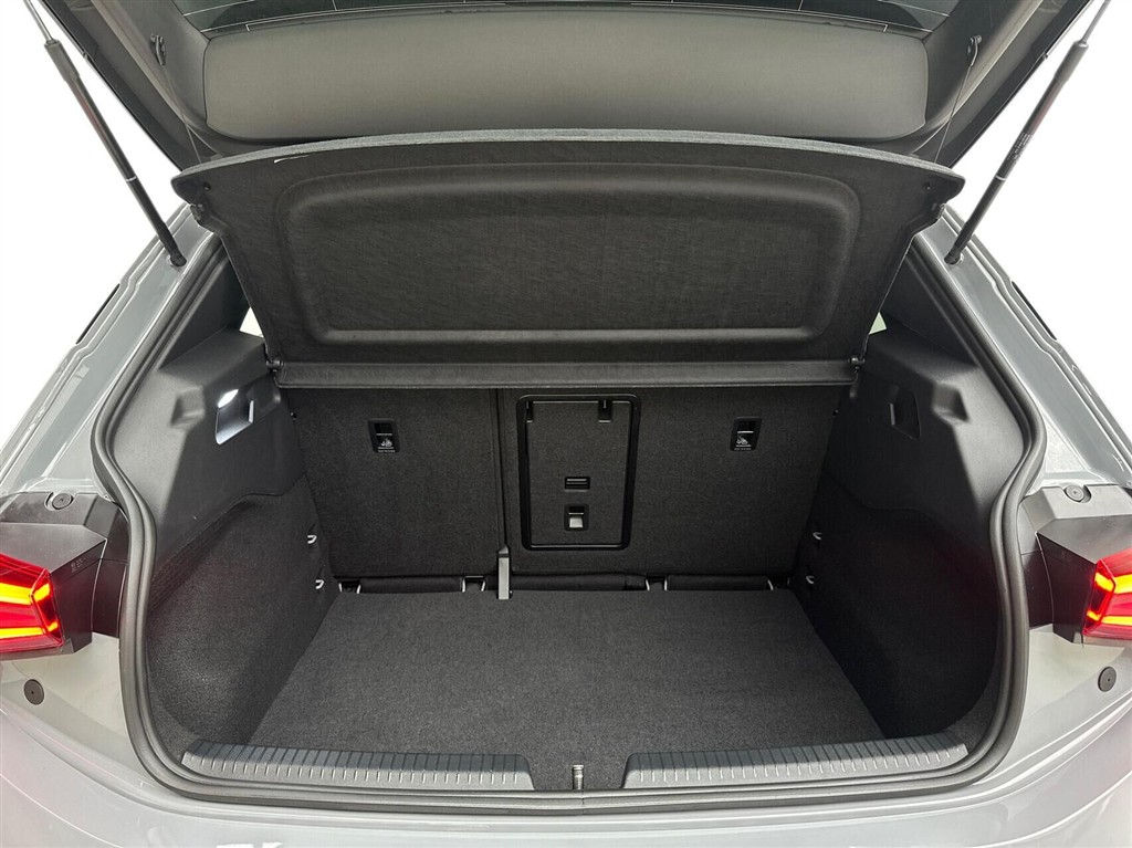 Cupra Born EL Dinamica Pack High 204HK 5d Aut. - Image 14